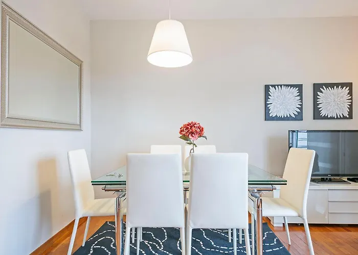 Sarria Attic Apartamento *